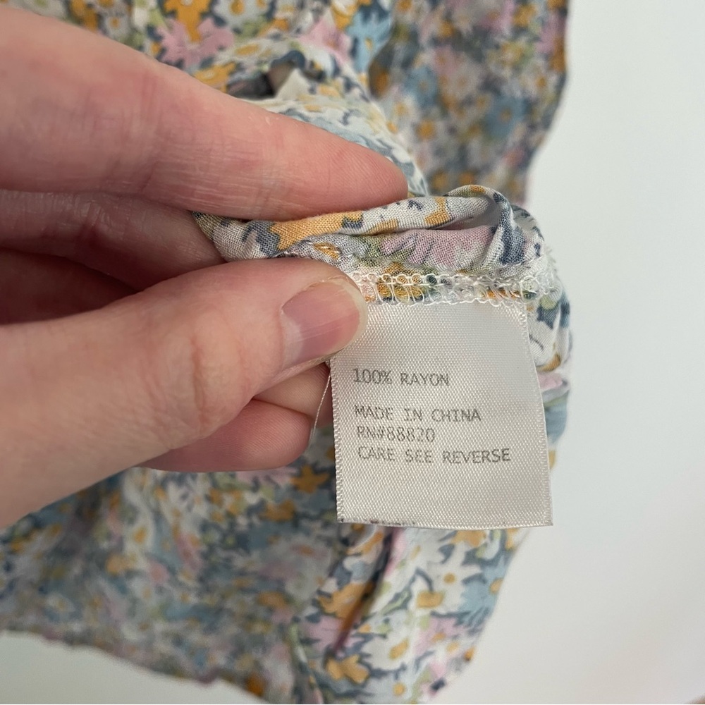 CYNTHIA ROWLEY Blue White Pink Multi Floral V-Neck 3/4 Sleeve Boho Summer Blouse - Picture 10 of 14